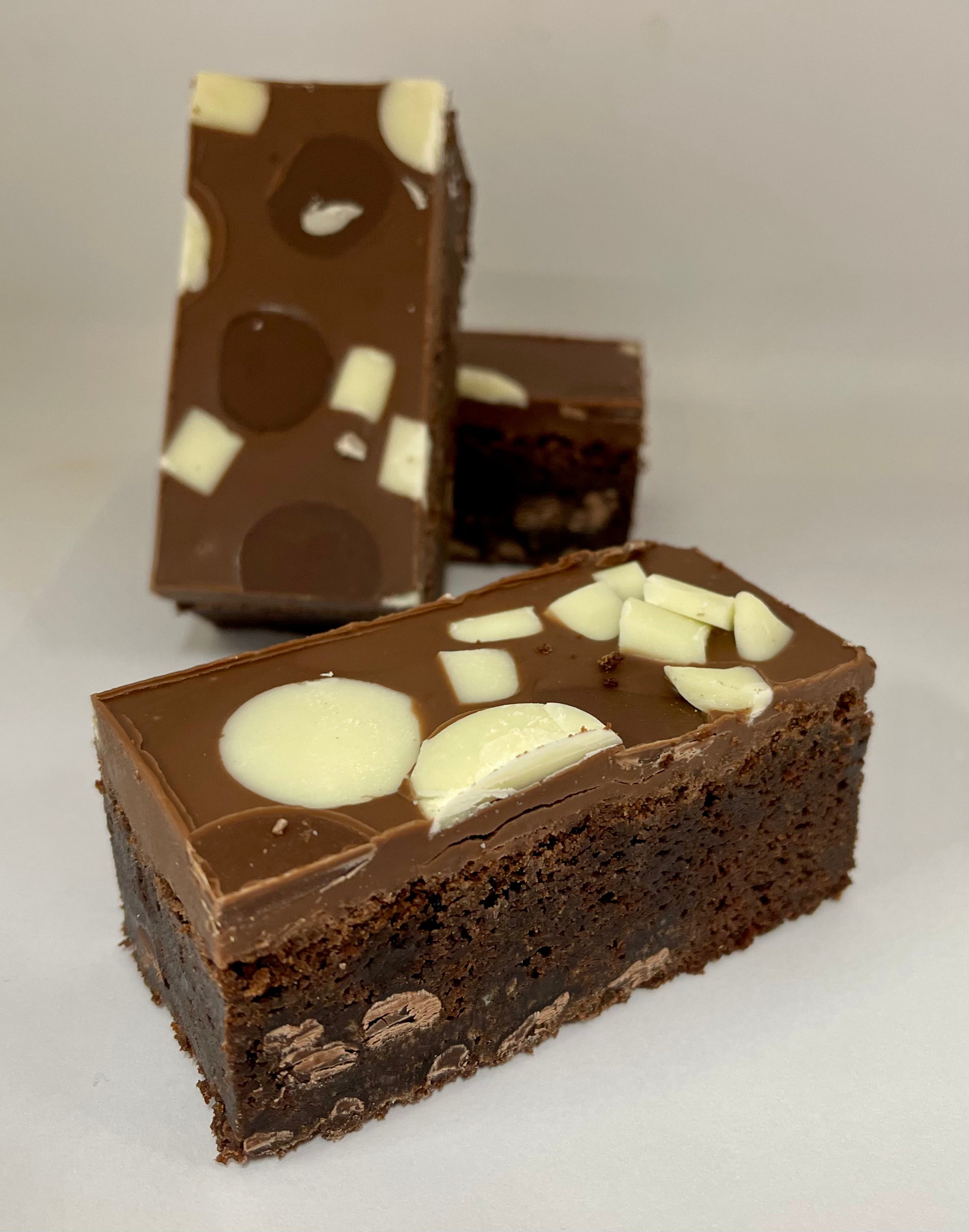 NEW UPDATED LOOK Cakes By Sweethearts Belgian Brownie Sale