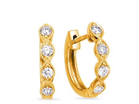 Yellow Gold Diamond Earring Online