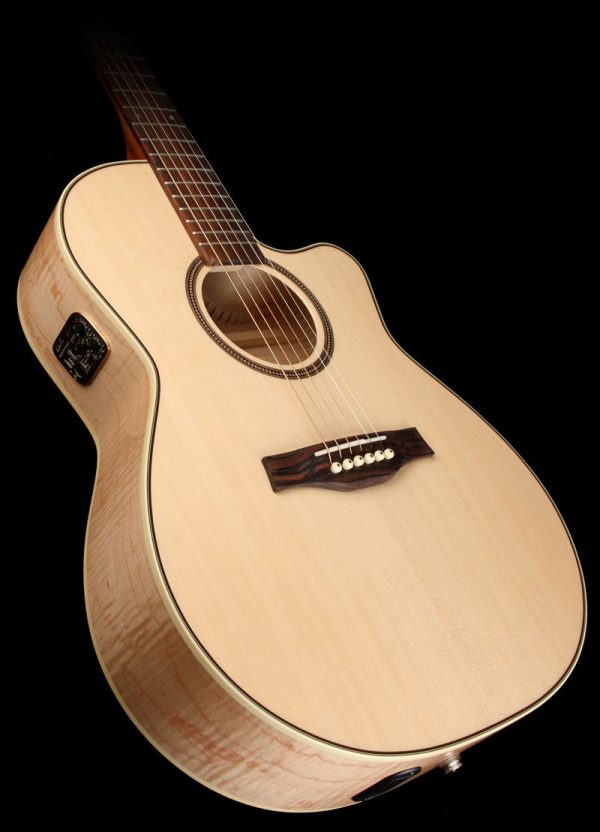 Seagull Performer Cutaway Folk Flame Maple QI Acoustic Guitar Discount